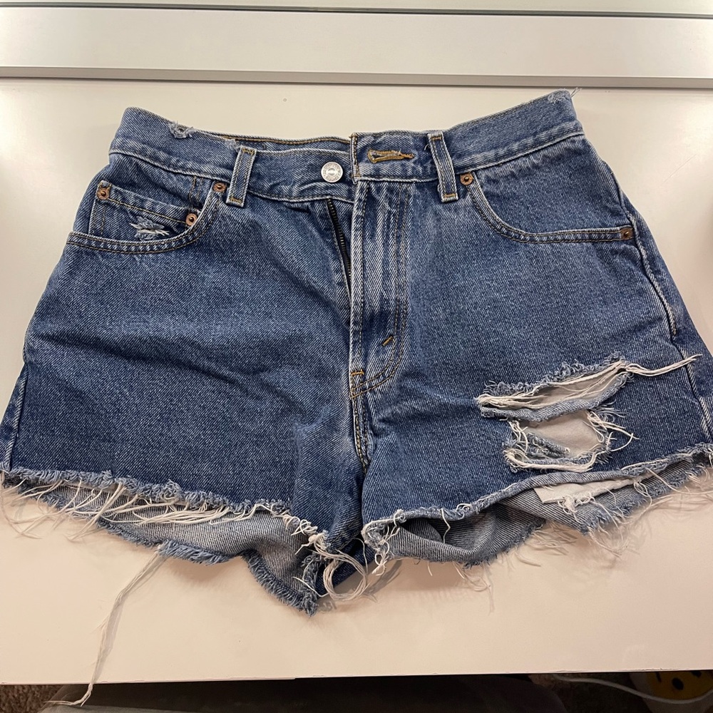 levi’s 550 shorts